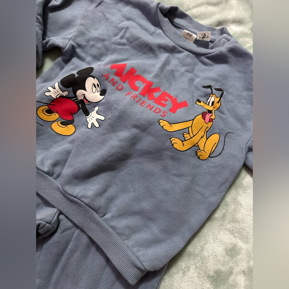EUC H&M Mickey&Friends Sweatshirt and Sweatpants Set for 12-18M - Picture 3 of 6